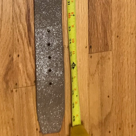 Chico’s Genuine Leather Metallic Belt - Picture 6 of 8